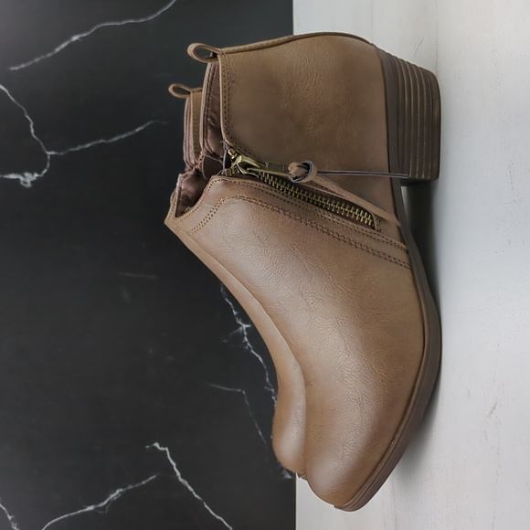 Rampage Tarragon Women's Ankle Booties Brown Smooth sz 8.5 - Picture 3 of 11